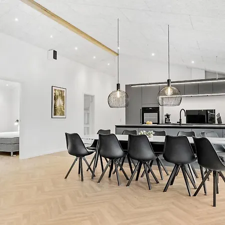 Holiday home 4 Bedroom Gorgeous In Haderslev