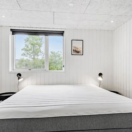4 Bedroom Gorgeous In Haderslev
